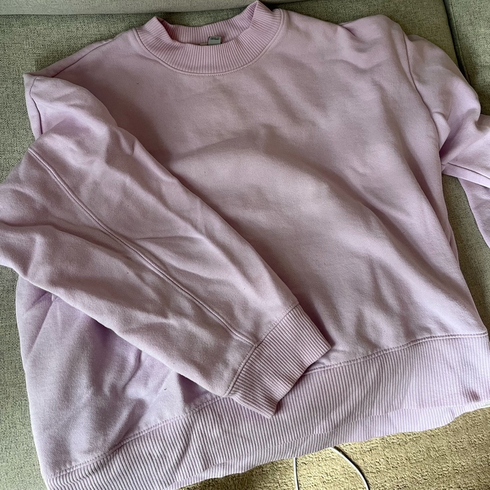TARGET Women’s size L crew neck pullover